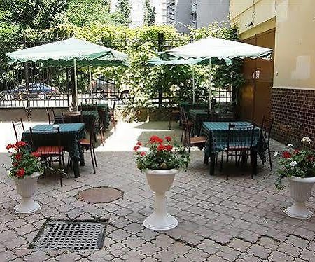 Black Sea Hotel Oktyabrskaya โอเดสซา ภายนอก รูปภาพ