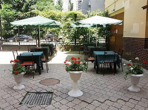 Black Sea Hotel Oktyabrskaya โอเดสซา ภายนอก รูปภาพ