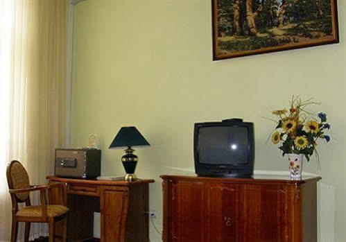 Black Sea Hotel Oktyabrskaya โอเดสซา ภายนอก รูปภาพ